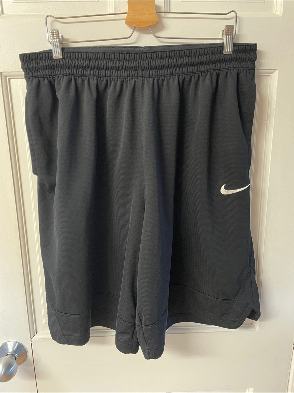 Nike lightweight long black athletic gym shorts men’s size XXL